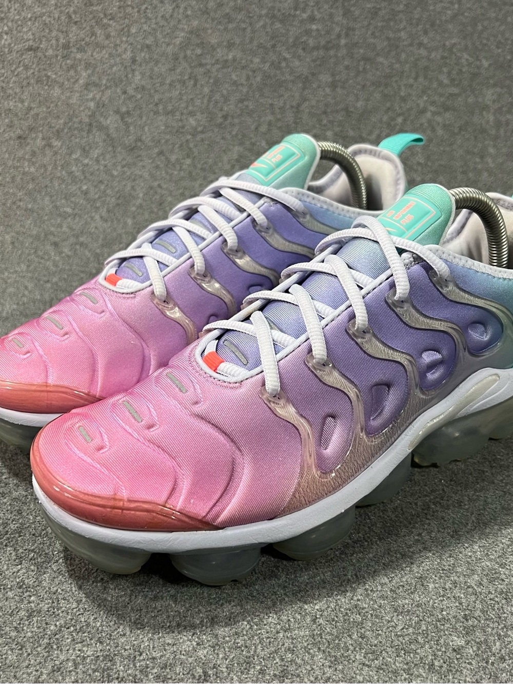 Nike Air VaporMax Plus Pastel Easter Pink CW5593-700 Womens Size 9.5